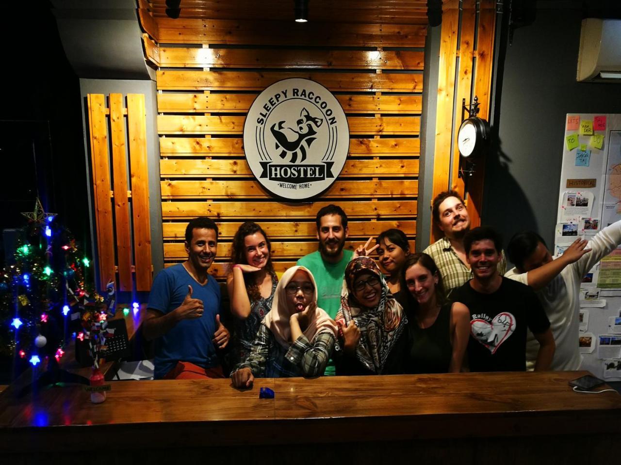 Sleepy Raccoon Hostel Jakarta Eksteriør billede